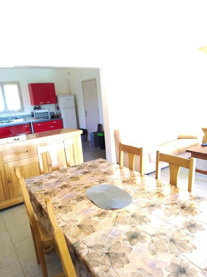 Maison Accueillante A Nant Avec Piscine Partagee Dış mekan fotoğraf